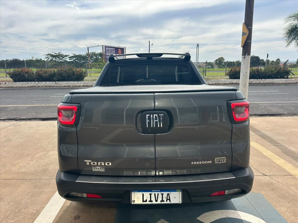 TORO 1.3 TURBO 270 FLEX FREEDOM AT64