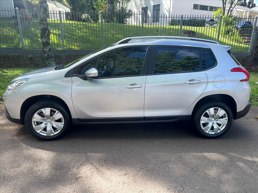 Peugeot-2008-1.6 16V FLEX ALLURE 4P AUTOMÁTICO