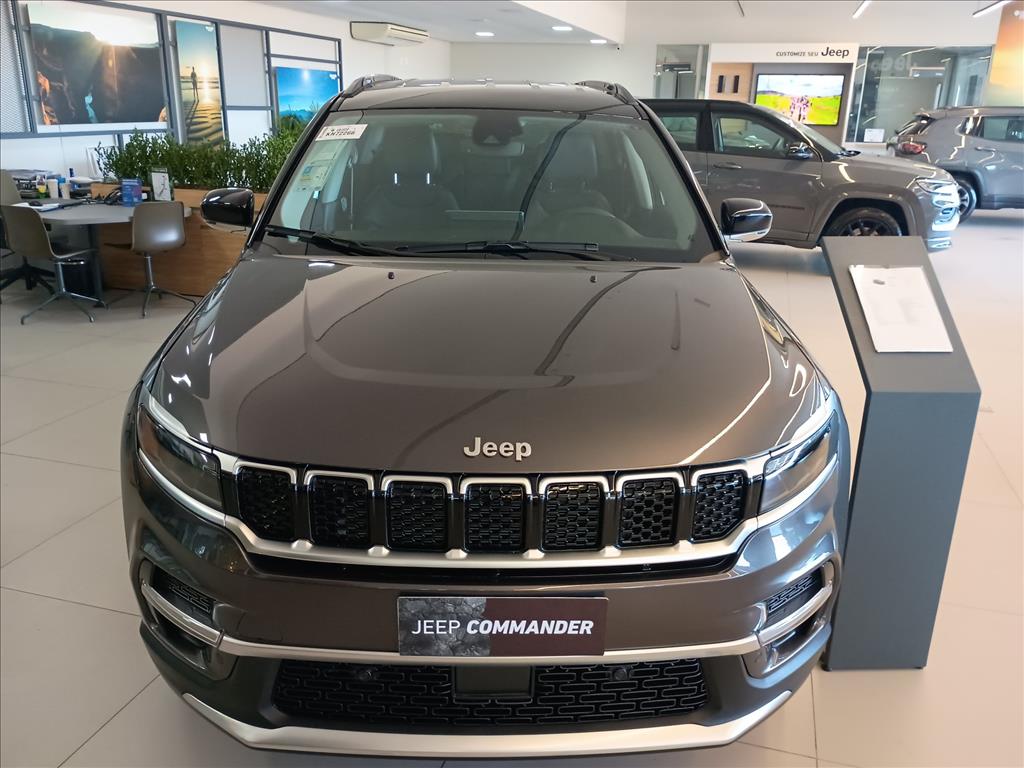COMMANDER 1.3 T270 TURBO FLEX LIMITED AT6