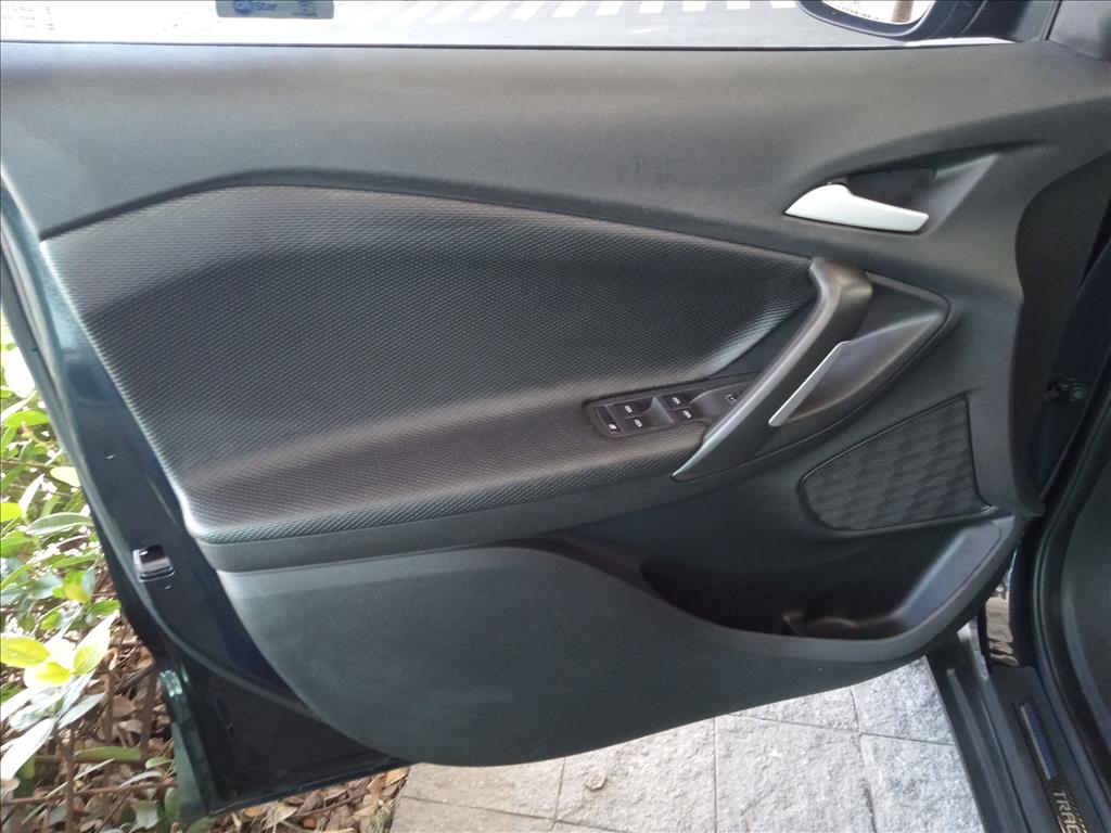 TRACKER 1.0 TURBO FLEX LT AUTOMÁTICO11