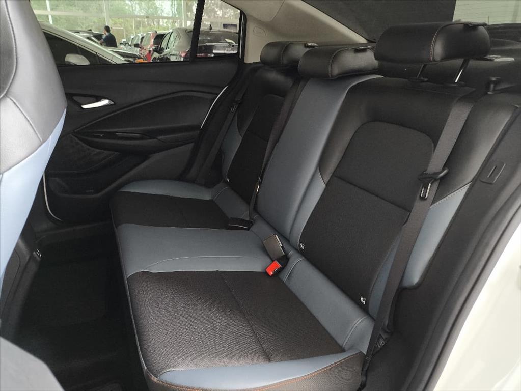ONIX PLUS 1.0 TURBO FLEX PREMIER AUTOMÁTICO12