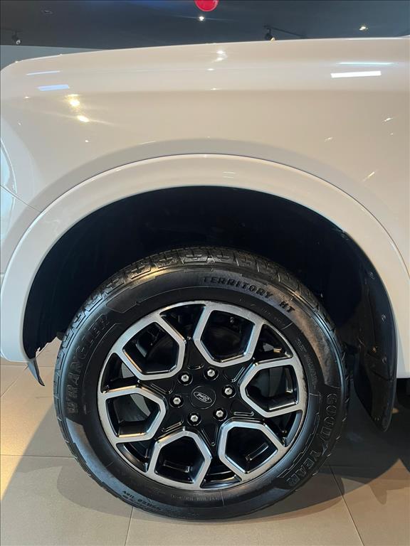 Ford-RANGER-3.0 V6 TURBO DIESEL CD LIMITED 4X4 AUTOMÁTICO