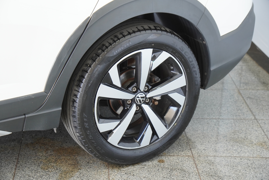 NIVUS 1.0 200 TSI TOTAL FLEX HIGHLINE AUTOMÁTICO4