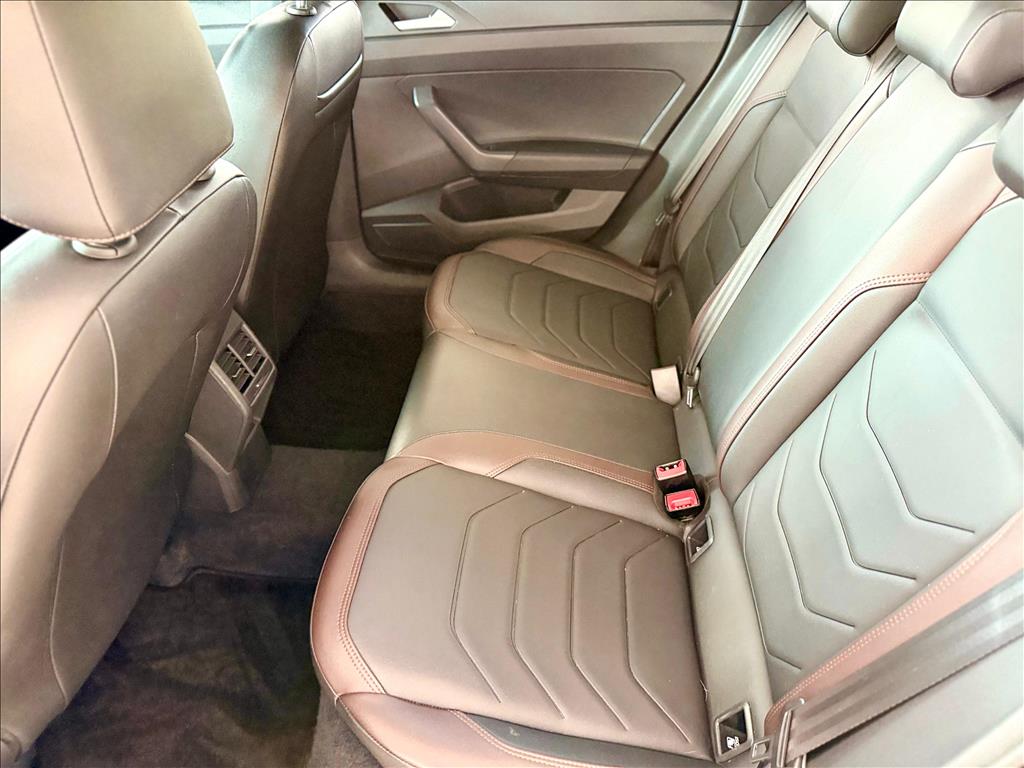 VIRTUS 1.0 200 TSI HIGHLINE AUTOMÁTICO9