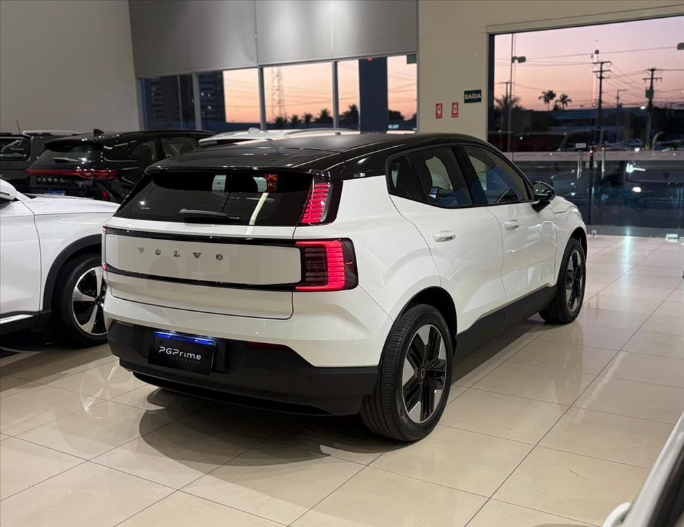 EX30 69 KW ELÉTRICO CORE7