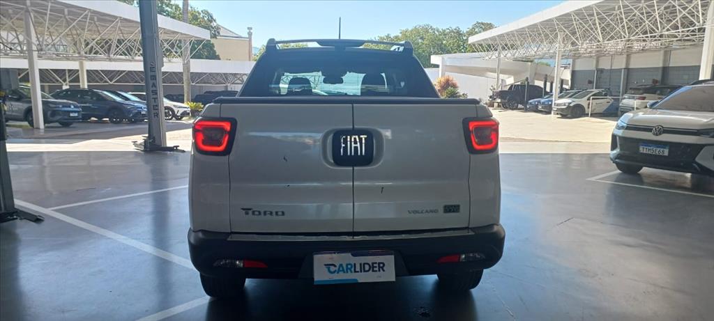 TORO 1.3 TURBO 270 FLEX VOLCANO AT64