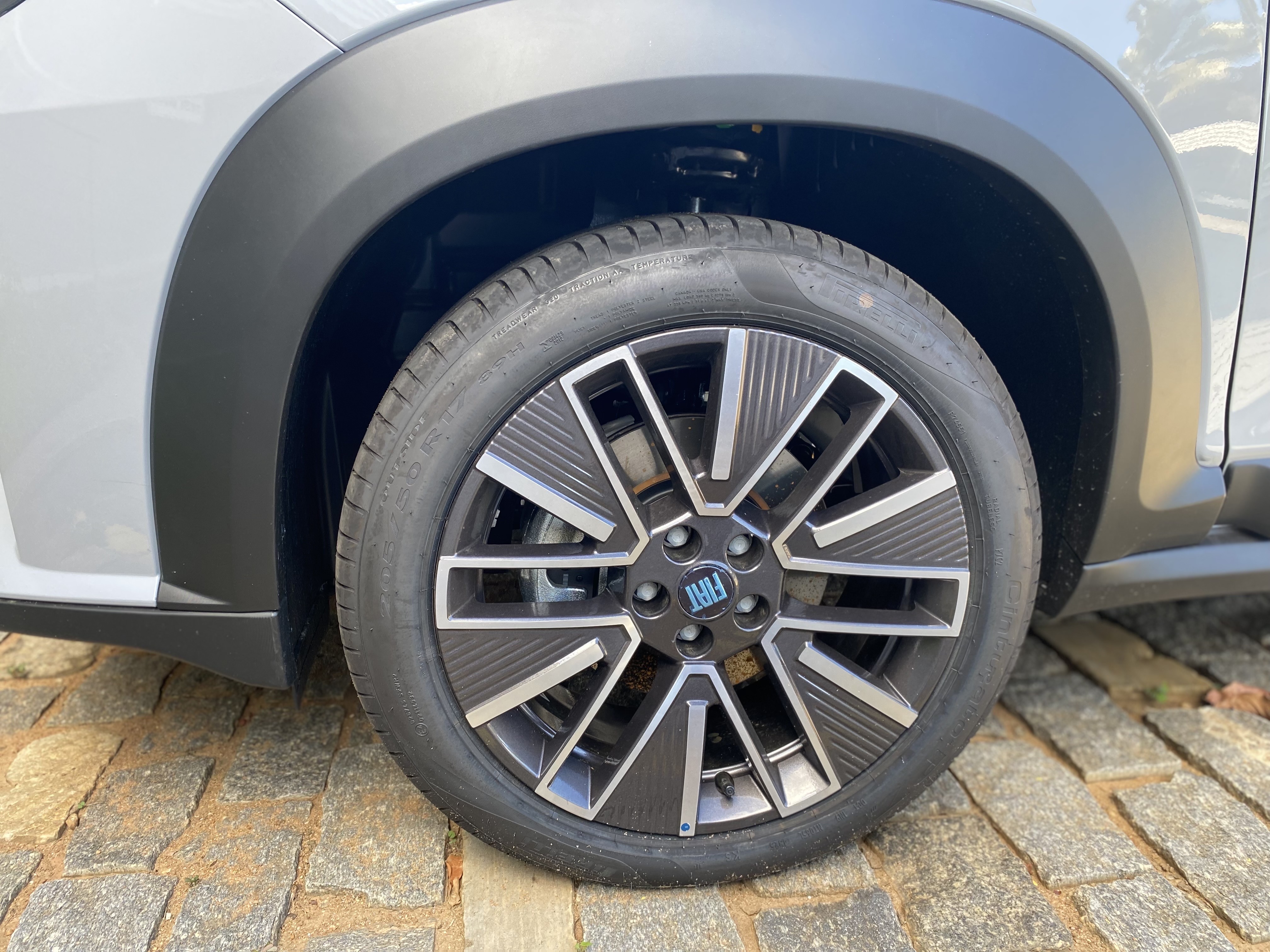 FASTBACK 1.0 TURBO 200 HYBRID AUDACE CVT3