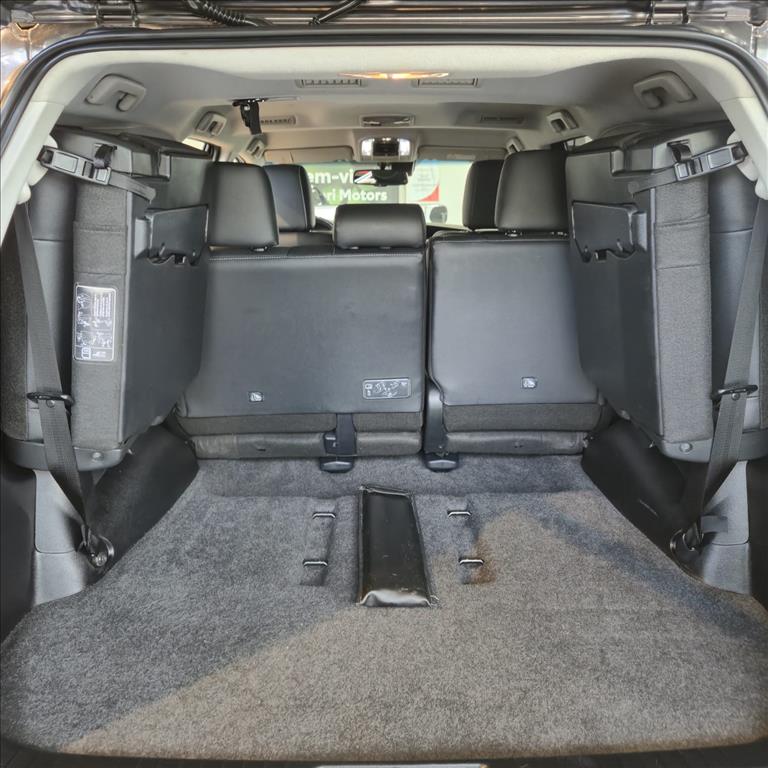 HILUX SW4 2.8 D-4D TURBO DIESEL SRX 7L 4X4 AUTOMÁTICO16