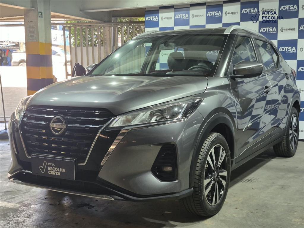 Nissan KICKS PLAY 2025