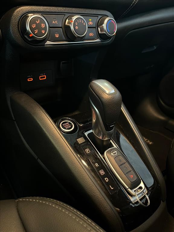KICKS PLAY 1.6 16V FLEXSTART ADVANCE PLUS XTRONIC9