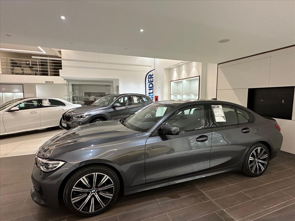 320i 2.0 16V TURBO GASOLINA GP AUTOMÁTICO