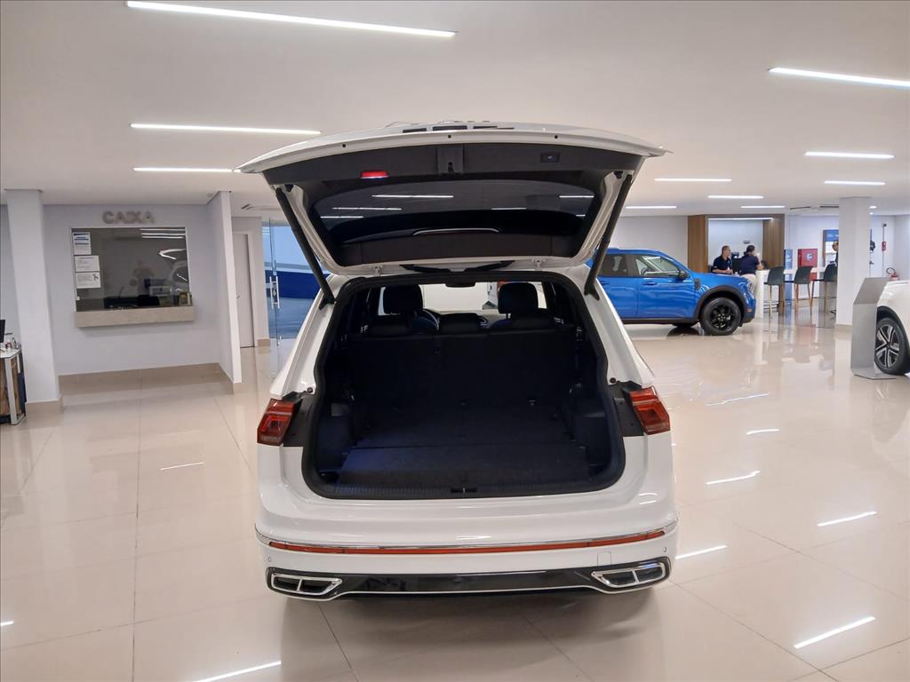 VW - Volkswagen-TIGUAN-2.0 300 TSI GASOLINA ALLSPACE R-LINE AUTOMÁTICO