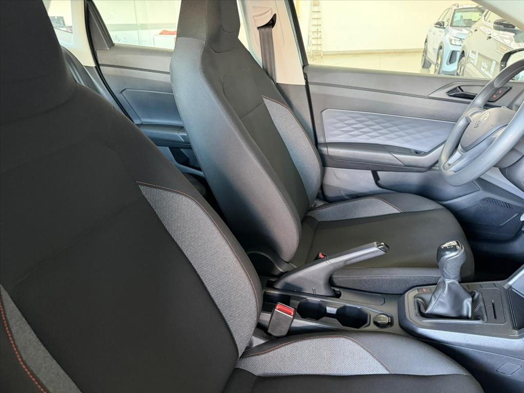 POLO 1.0 MPI ROBUST MANUAL9