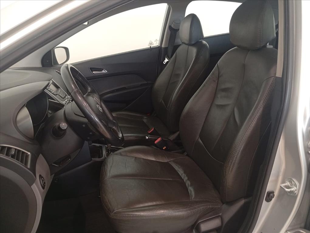 Hyundai-HB20-1.6 PREMIUM 16V FLEX 4P AUTOMÁTICO