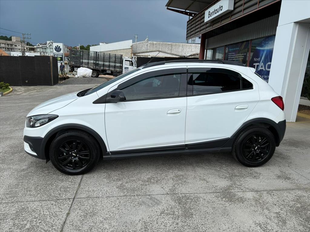 ONIX 1.4 MPFI ACTIV 8V FLEX 4P MANUAL6