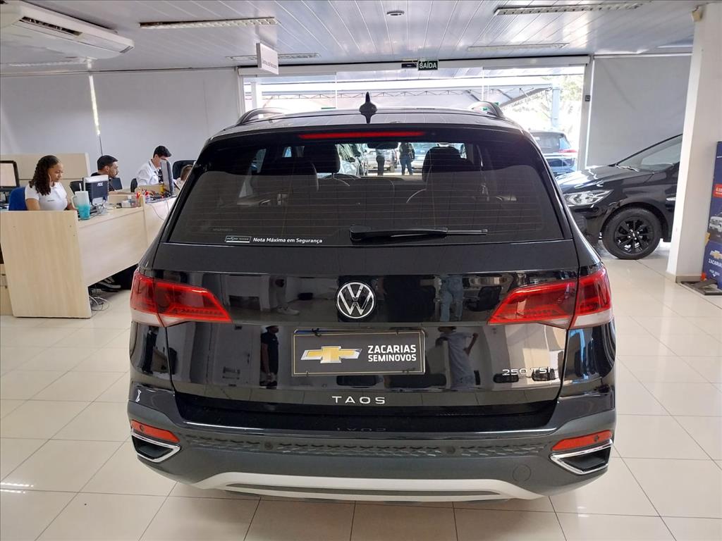 TAOS 1.4 250 TSI TOTAL FLEX COMFORTLINE AUTOMÁTICO