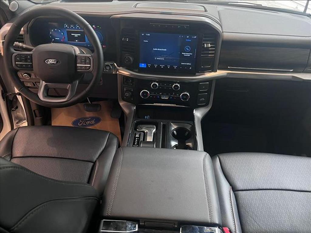 Ford-F-150-5.0 V8 GASOLINA CD LARIAT FX4 AUTOMÁTICO