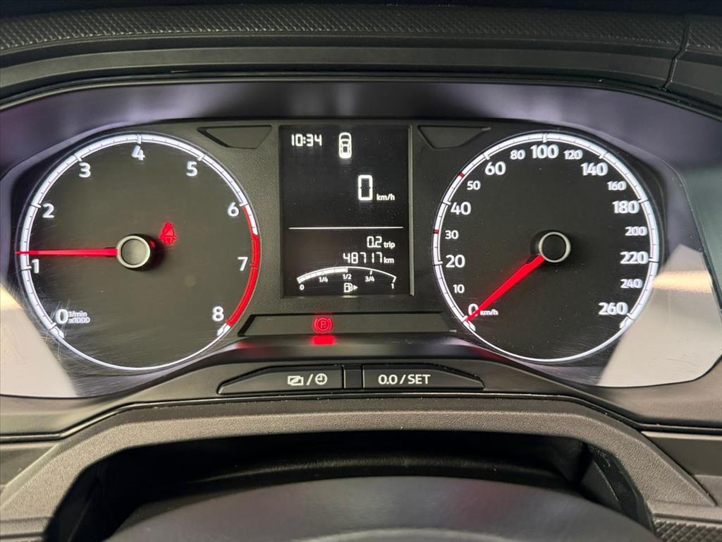 POLO 1.0 MPI TRACK MANUAL9