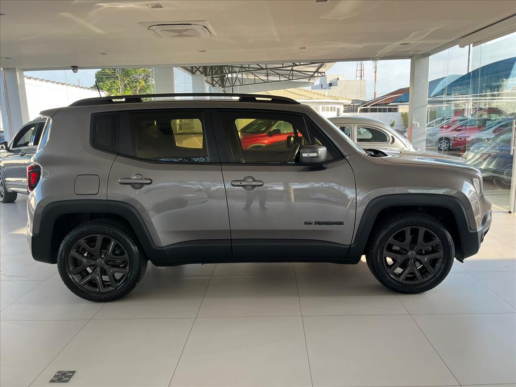 RENEGADE 1.8 16V FLEX LONGITUDE 4P AUTOMÁTICO
