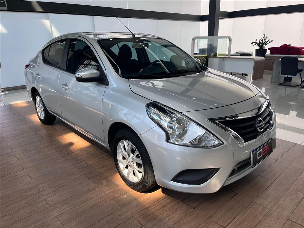 Nissan-VERSA-1.6 16V FLEXSTART SV 4P XTRONIC