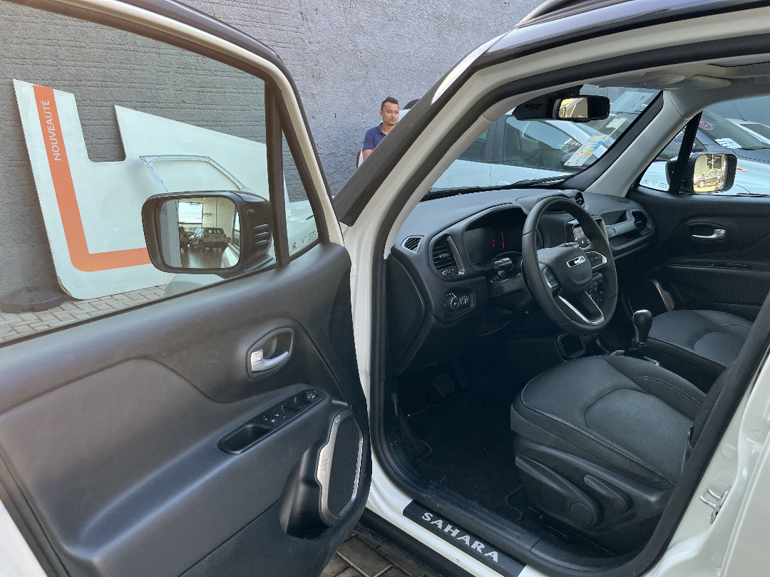 RENEGADE 1.3 T270 TURBO FLEX SAHARA AT6