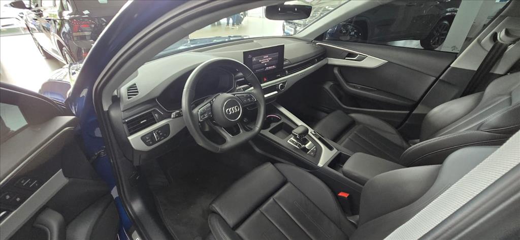 A4 2.0 TFSI MHEV S LINE QUATTRO S TRONIC11
