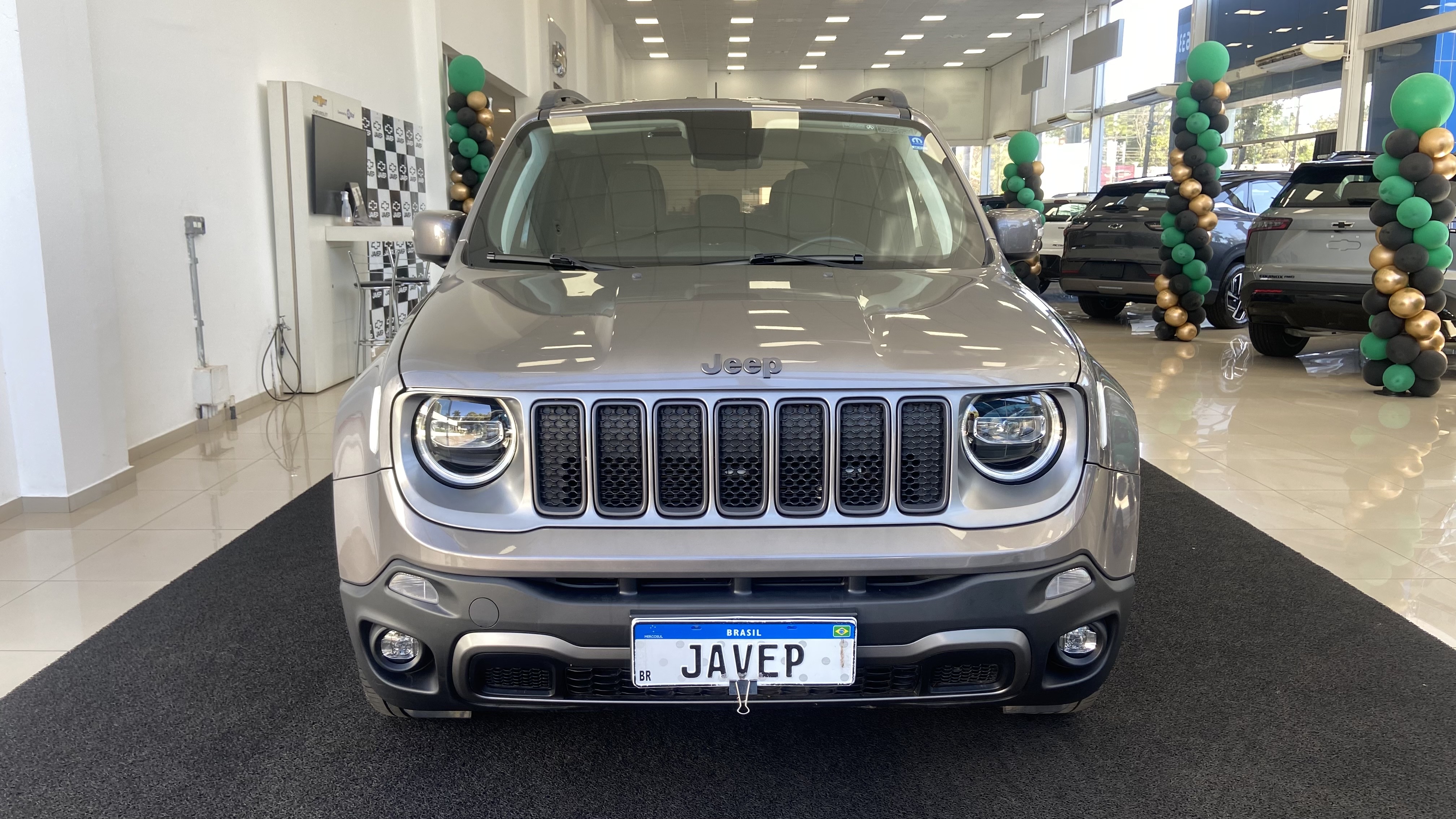 Jeep Renegade 1.8 16V Flex Limited 4P Automático - foto 4