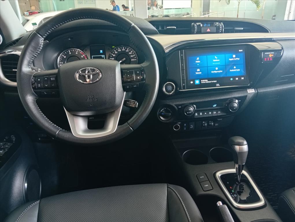 HILUX 2.8 D-4D TURBO DIESEL CD SRX 4X4 AUTOMÁTICO7