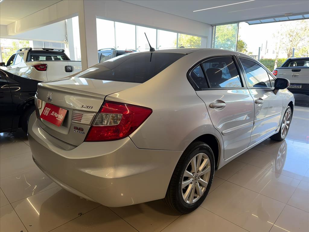 CIVIC 2.0 LXR 16V FLEX 4P AUTOMÁTICO5