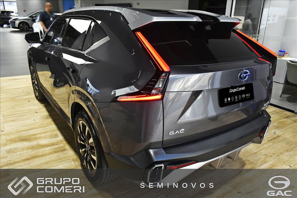 GS4 2.0 HEV ELITE AUTOMÁTICO3