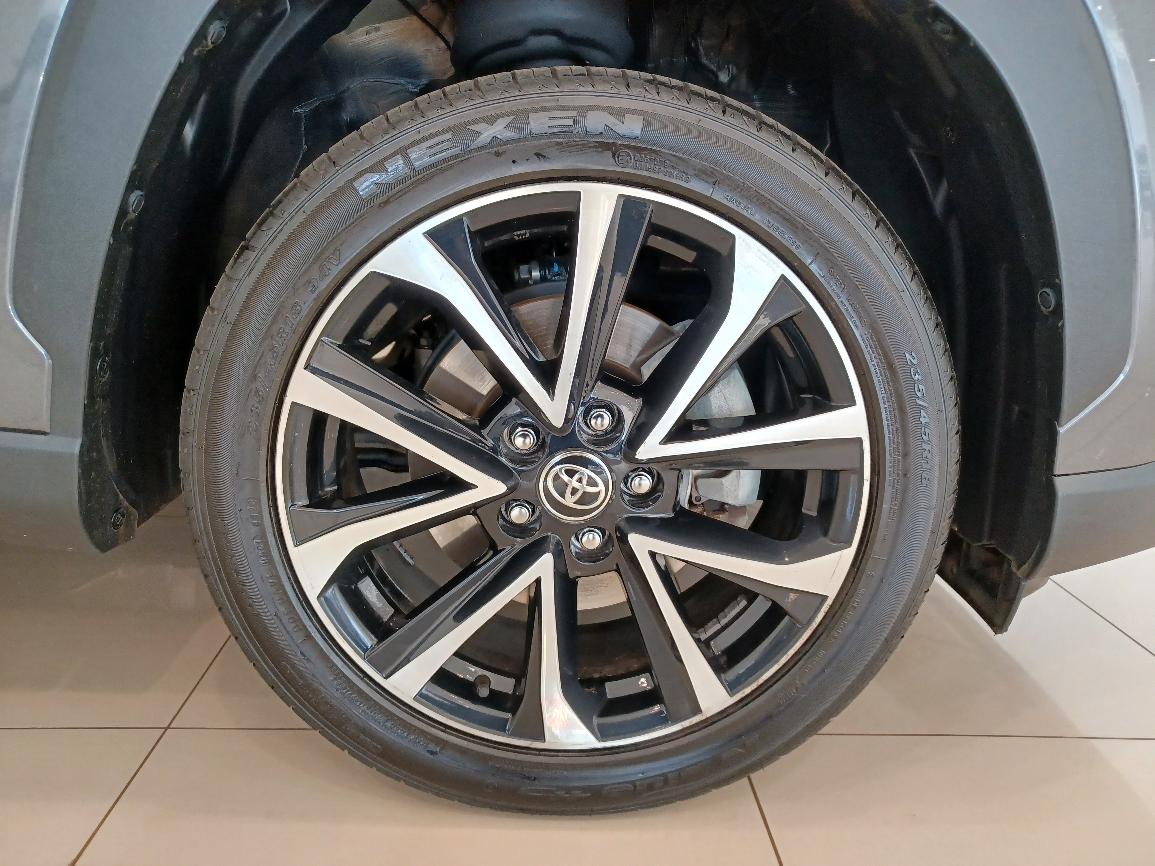 Toyota-COROLLA CROSS-1.8 VVT-I HYBRID FLEX XRX CVT