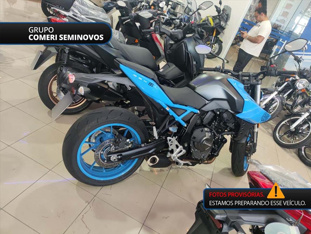 GSX 8S