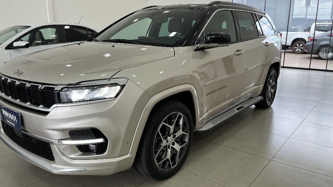 COMMANDER 1.3 T270 TURBO FLEX OVERLAND AT6