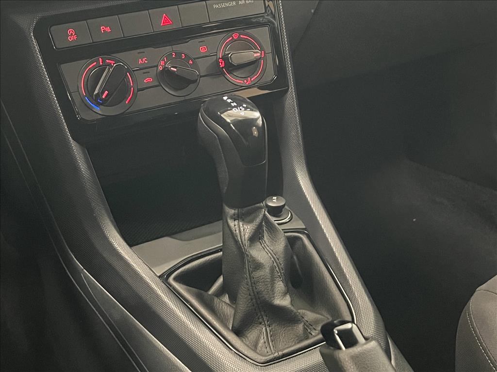 T-CROSS 1.0 200 TSI TOTAL FLEX SENSE AUTOMÁTICO17