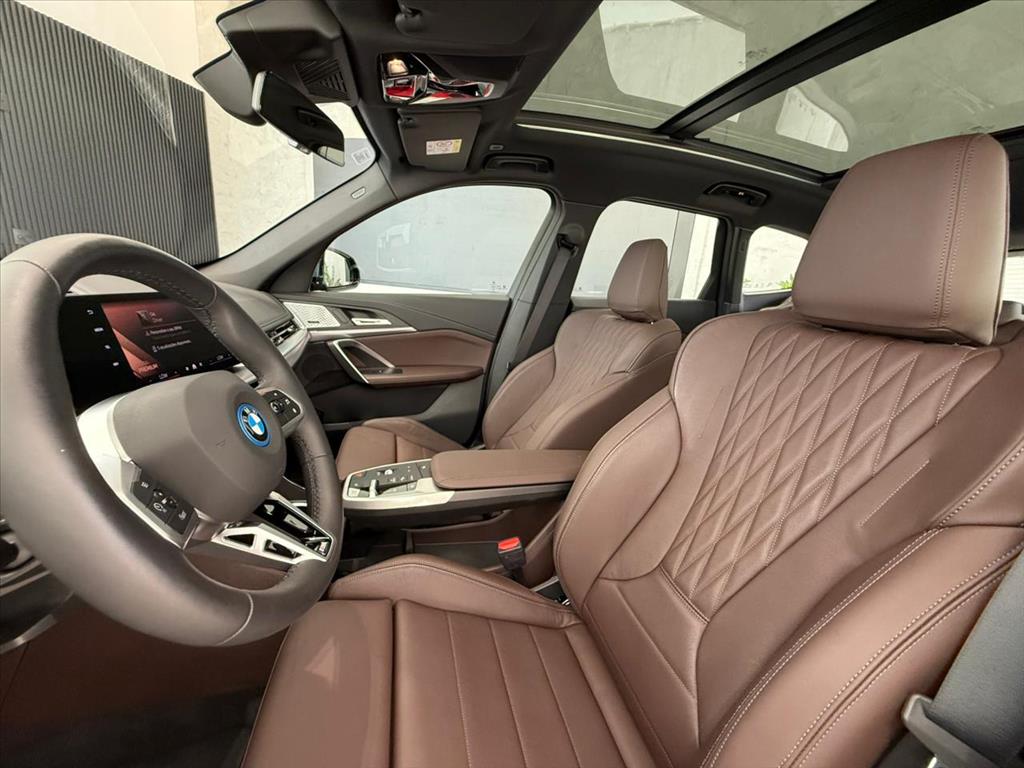 BMW-iX1-ELÉTRICO XDRIVE30 M SPORT