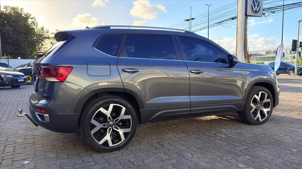 TAOS 1.4 250 TSI TOTAL FLEX HIGHLINE AUTOMÁTICO4