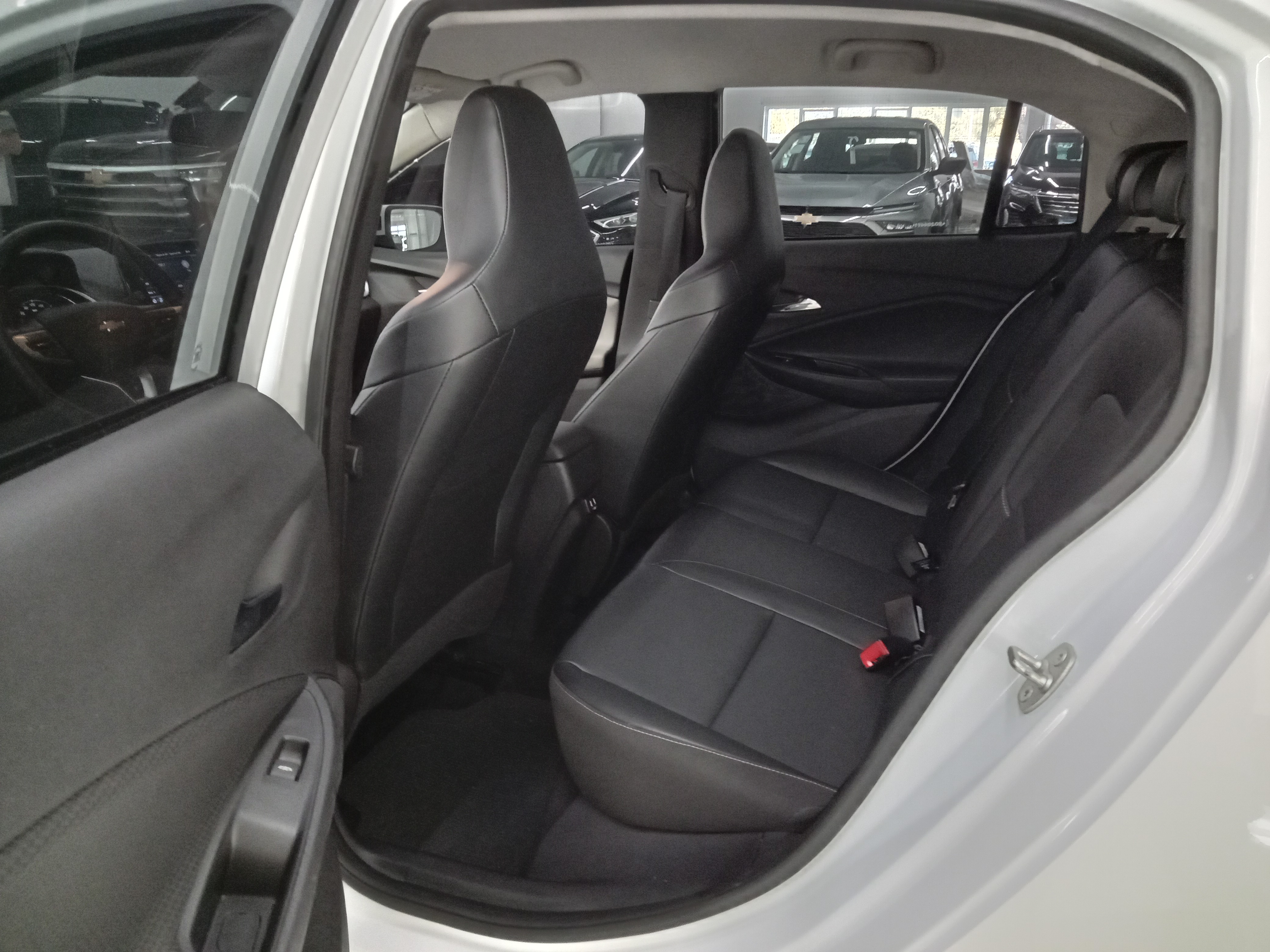 ONIX 1.0 TURBO FLEX PREMIER AUTOMÁTICO8