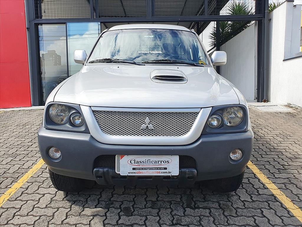 Mitsubishi L200 Outdoor - 2.5 HPE 4X4 CD 8V TURBO INTERCOOLER DIESEL 4P MANUAL