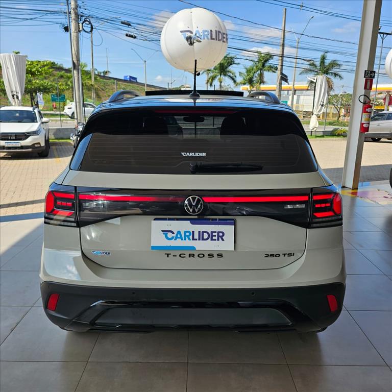 T-CROSS 1.4 250 TSI TOTAL FLEX HIGHLINE AUTOMÁTICO4