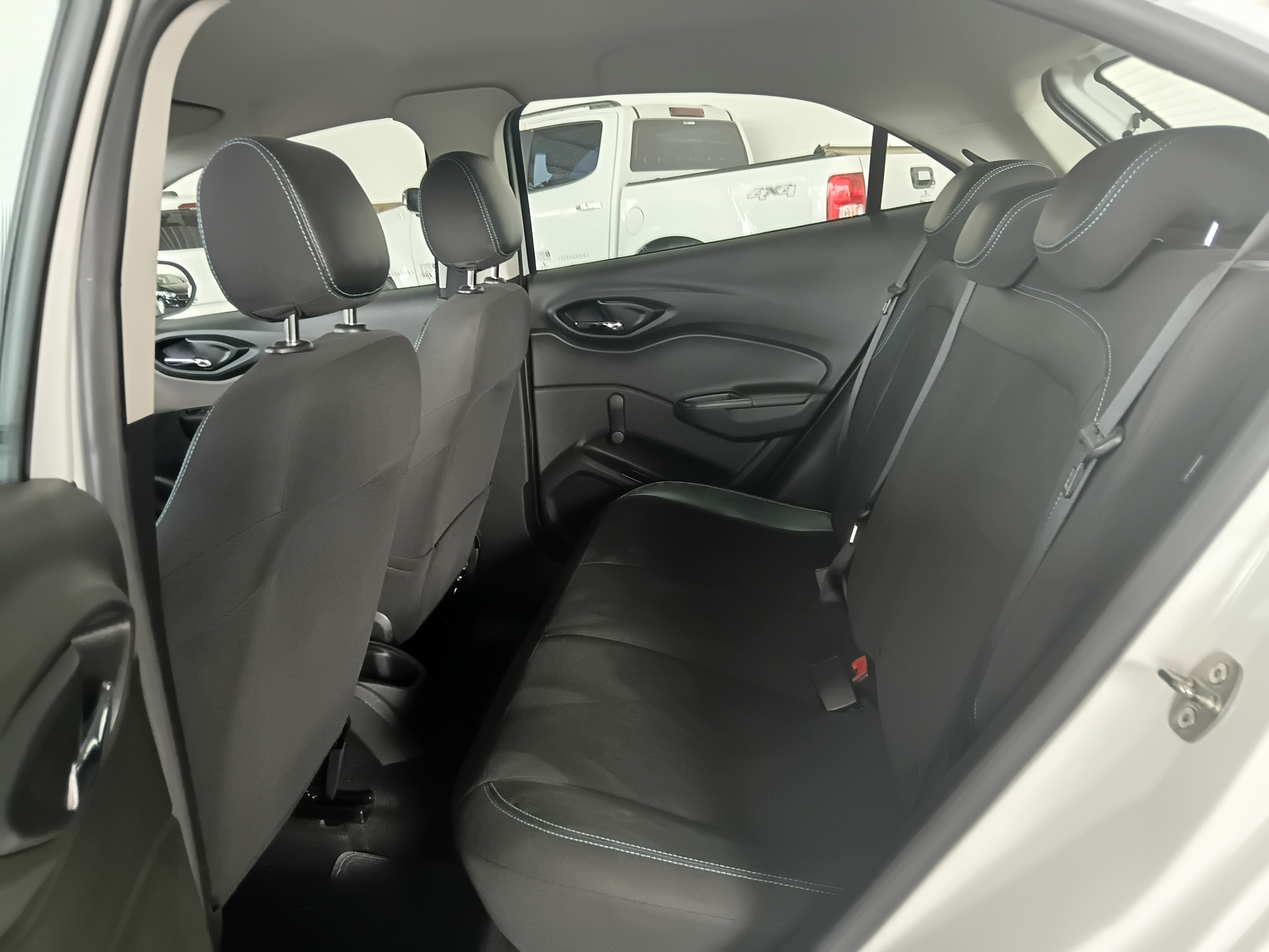 Chevrolet Onix 1.0 Mpfi LT 8V Flex 4P Manual - foto 12