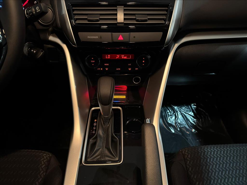 Mitsubishi-ECLIPSE CROSS-1.5 MIVEC TURBO GASOLINA RUSH CVT