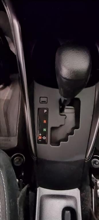 YARIS 1.5 16V FLEX SEDAN XL LIVE MULTIDRIVE11