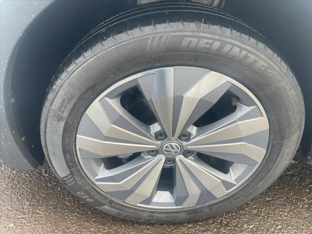 Volkswagen-T-CROSS-1.4 250 TSI TOTAL FLEX HIGHLINE AUTOMÁTICO