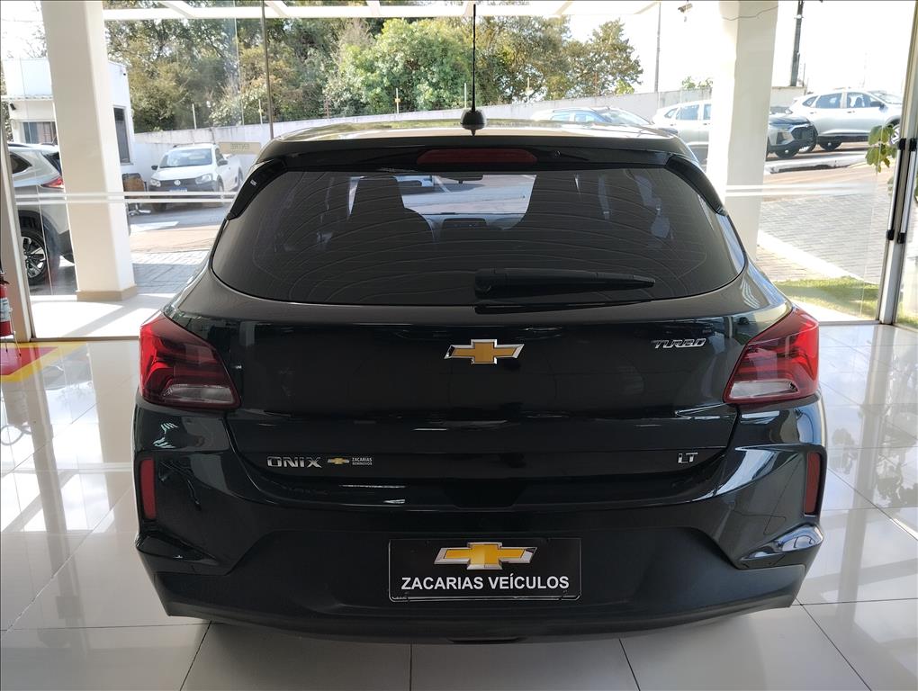 ONIX 1.0 TURBO FLEX LT AUTOMÁTICO4