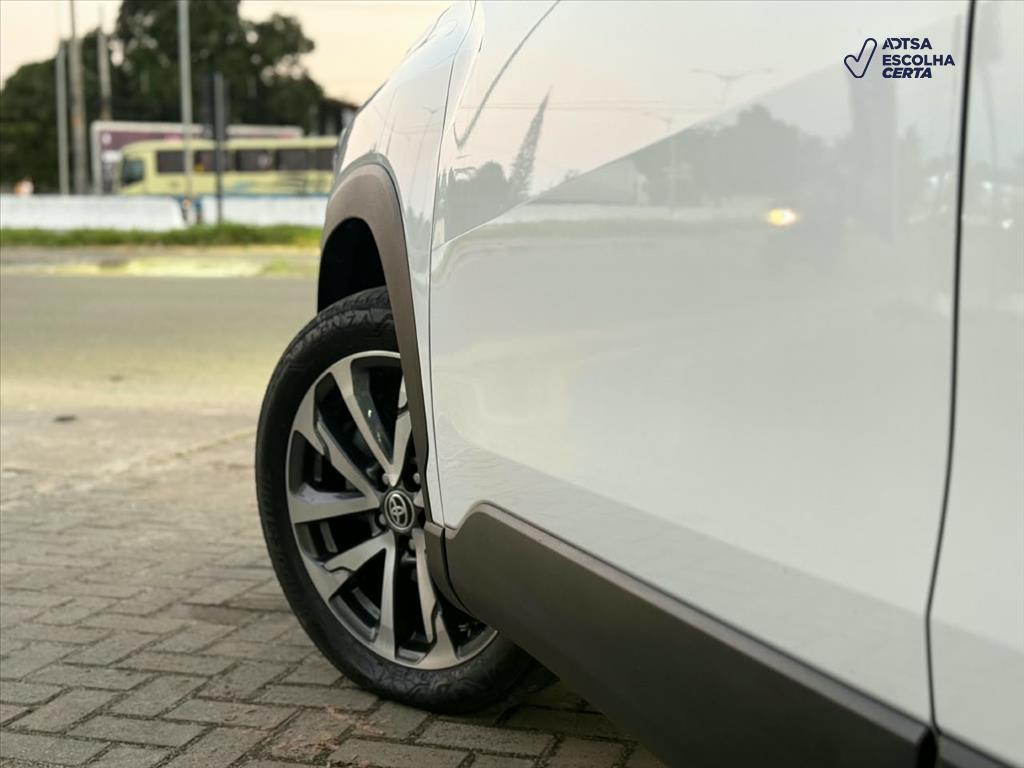 Toyota COROLLA CROSS 2024