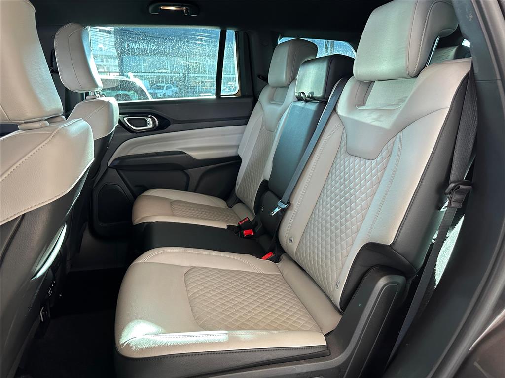 COMMANDER 1.3 T270 TURBO FLEX LIMITED AT68