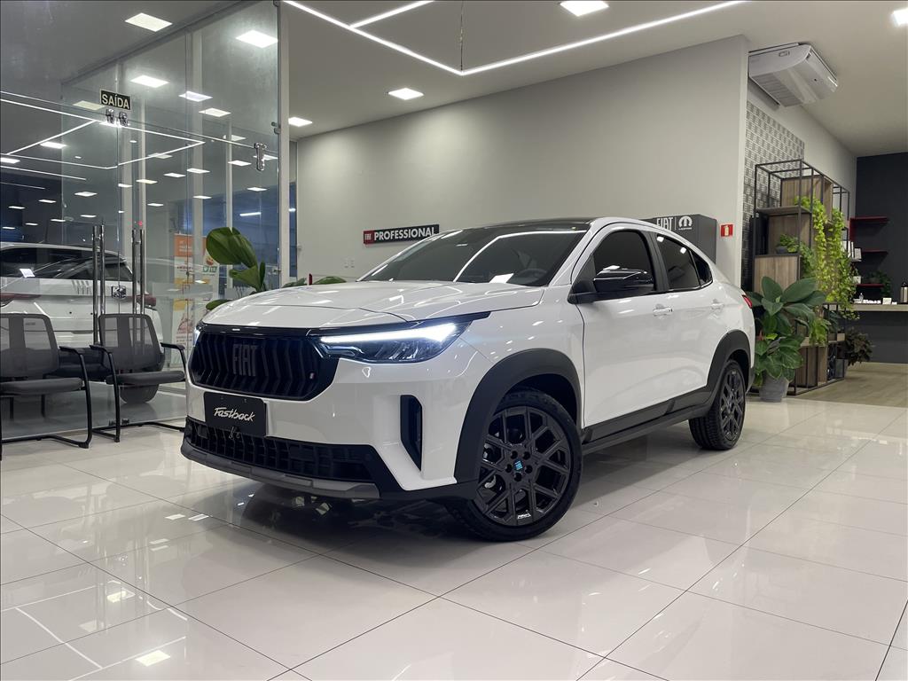 FASTBACK 1.0 TURBO 200 HYBRID IMPETUS CVT