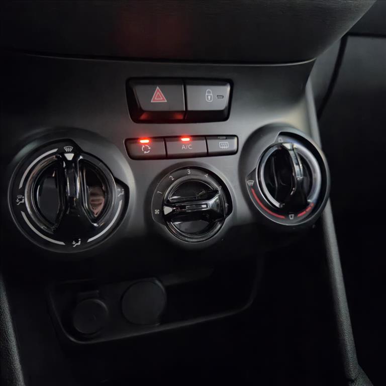 208 1.2 ACTIVE 12V FLEX 4P MANUAL8