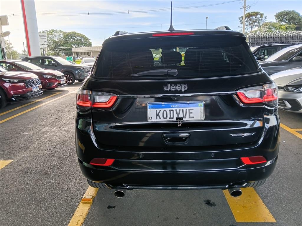 COMPASS 2.0 HURRICANE 4 TURBO GASOLINA BLACKHAWK AT92