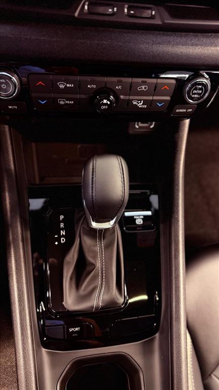 RENEGADE 1.3 T270 TURBO MHEV SAHARA AT616